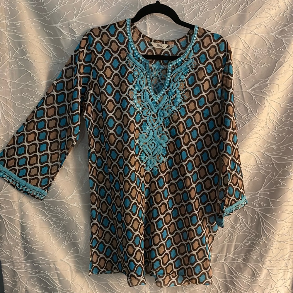 Boutique tunic top from Sulu